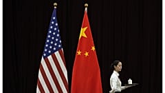 الصورة تعود إلى 6 أبريل 2024 خلال اجتماع ثنائي عالي المستوى بين مسؤولين أميركيين وصينيين في الصين.