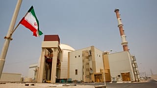 نیروگاه اتمی بوشهر، سال ۲۰۱۰ میلادی