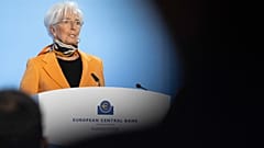La presidenta del Banco Central Europeo (BCE), Christine Lagarde, habla en la rueda de prensa posterior a la reunión del banco, en Fráncfort, Alemania. 6 de marzo de 2025. 