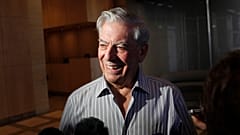 Mario Vargas Llosa in un'immagine d'archivio. 