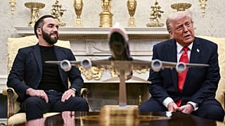 Bukele junto a Trump en la Casa Blanca.