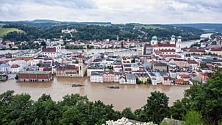 Fluten in Passau im Juni 2024. Die Pflichtversicherung gegen Naturgefahren soll besser schützen.