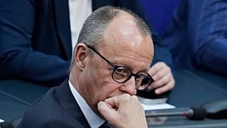 Der CDU-Vorsitzende Friedrich Merz nimmt an der konstituierenden Sitzung des neu gewählten Deutschen Bundestages in Berlin, Deutschland, teil, Dienstag, 25. März 2025. 