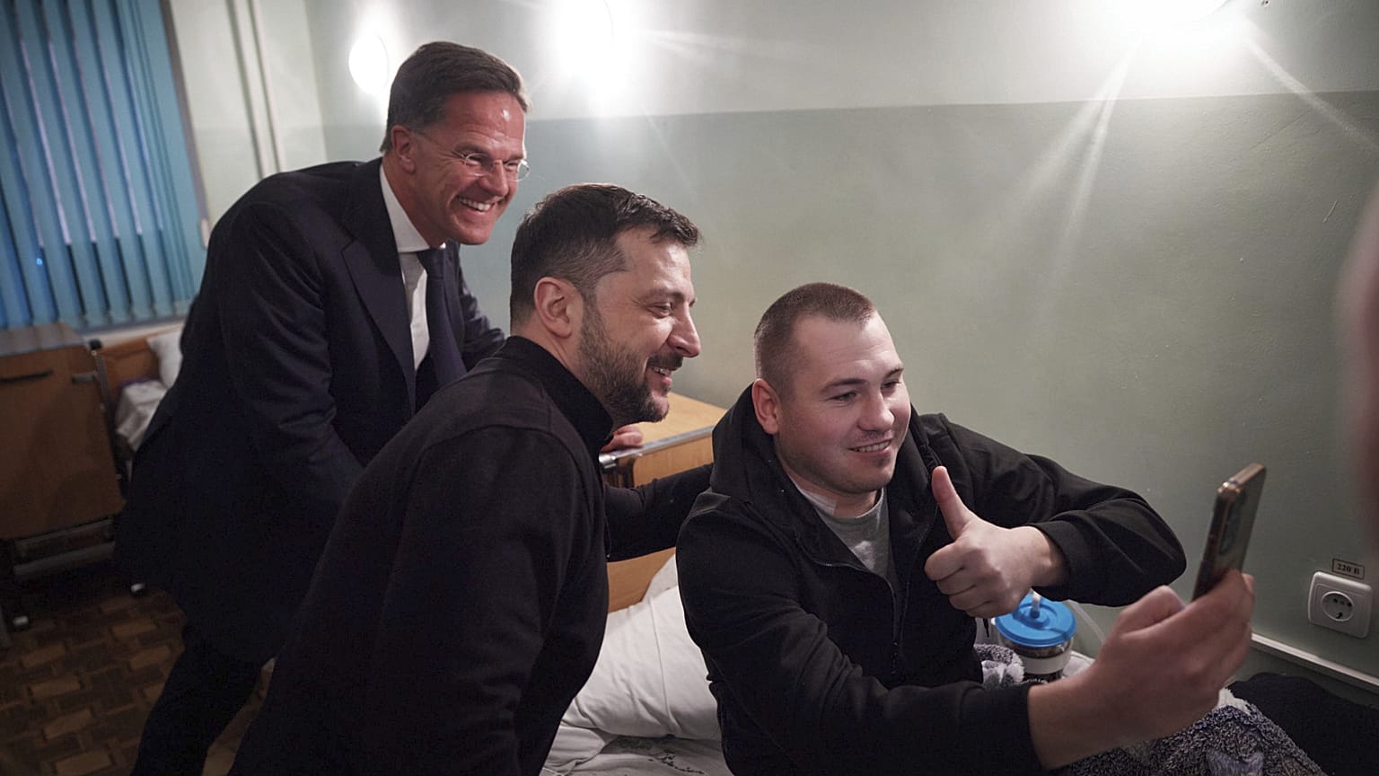 NATO Secretary General Mark Rutte meets with Ukrainian President Volodymyr Zelenskyy in Odesa, 15/04/2025.