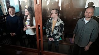 Mahkeme, 4 gazeteciye 5,5 yıl hapis cezası verdi