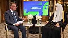 الدكتور محمد العيسى، الأمين العام لرابطة العالم الإسلامي أثناء مقابلة مع يورونيوز 10 أبريل نيسان 2025