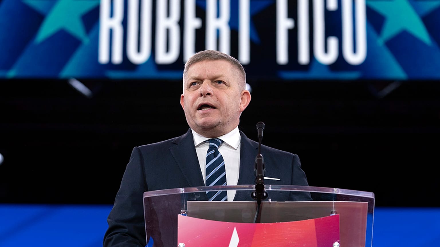 Le Premier ministre slovaque Robert Fico s'exprime lors de la Conservative Political Action Conference (CPAC) à Washington