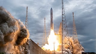 Le décollage historique d'Ariane 6 a eu lieu le mardi 9 juillet à 16 heures GFT depuis le Centre spatial guyanais, également connu sous le nom de Port spatial de l'Europe, à Kourou, en Guyane française.