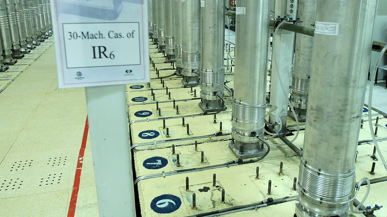 Centrifugeuses dans l'installation d'enrichissement d'uranium de Natanz, dans le centre de l'Iran, le 5 novembre 2019.
