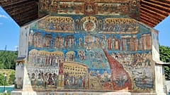 Con historias cautivadoras y esplendores artísticos, algunos de estos increíbles lugares de culto se han convertido también en atracciones turísticas clave.