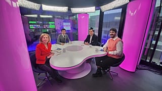 Βρυξέλλες, σ'αγαπώ; με Δάφνη Γώγου, Βασίλη Ψαρρά και Βασίλη Κατσαρδή
