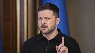 Ukrainian President Volodymyr Zelenskyy speaks during a briefing in Kyiv, 17 April, 2025