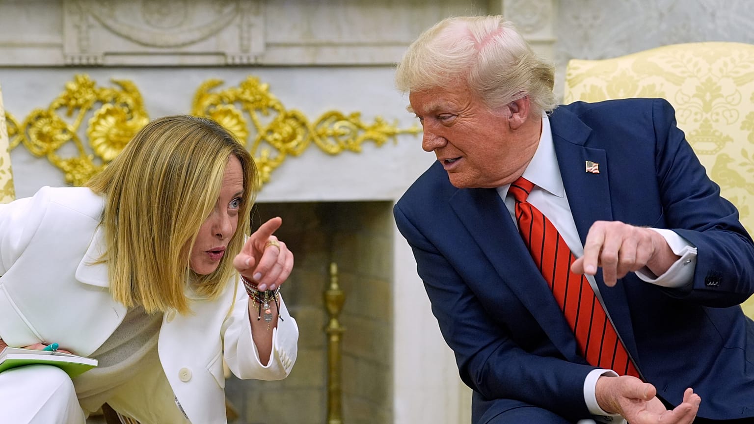 Italian Prime Minister Giorgia Meloni and US President Donald Trump during bilateral talks in the Oval Office, Washington D.C., 17 April 2025