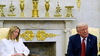 Premier Włoch Giorgia Meloni i prezydent USA Donald Trump podczas dwustronnych rozmów w Gabinecie Owalnym, Waszyngton, 17 kwietnia 2025 r.