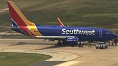 Southwest Airlines uçağından yolcu tahliyesi yapılırken, 17 Nisan 2025