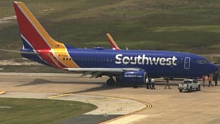 Southwest Airlines uçağından yolcu tahliyesi yapılırken, 17 Nisan 2025