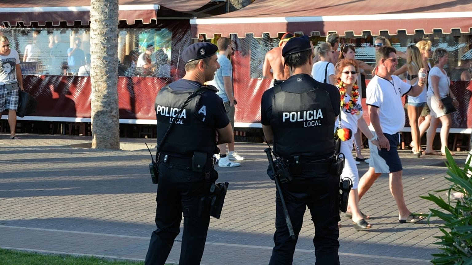 Fotónk illusztráció: spanyol rendőrök Mallorcán