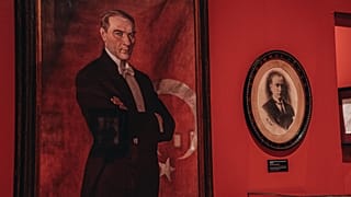 “Karanlıkta Akan Bir Yıldız: Mustafa Kemal Atatürk” sergisi.