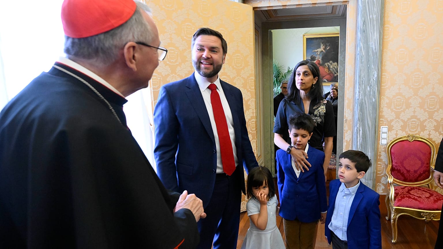 JD Vance no Vaticano com o secretário de Estado, Cardeal Pietro Parolin