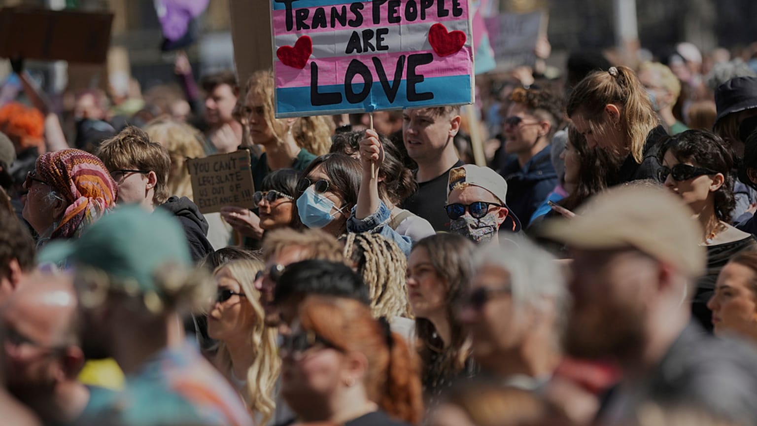 LGBTQ-Protest gegen Gerichtsurteil in London