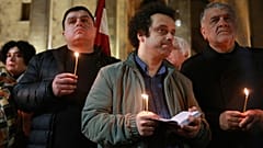 في ذكرى "مأساة تبليسي"، يضيء الجورجيون الشموع ويصلون في يوم الوحدة، إحياء لذكرى مقتل عشرين شخصا خلال مظاهرة مناهضة للسوفييت في 9 أبريل 1989.