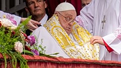 Papież Franciszek nie żyje, tu: podczas Niedzieli Wielkanocnej