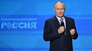 Le président russe Vladimir Poutine s'exprime lors de la cérémonie de remise des prix à Moscou, Russie, le 21 avril 2025.
