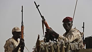 Soldados sudaneses de la unidad de las Fuerzas de Apoyo Rápido en la provincia del Nilo Oriental, Sudán, el 22 de junio de 2019.