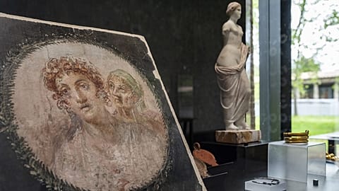 Recently-discovered sculptures headline new exhibit about Pompeii's women