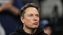 Elon Musk besucht das Finale der NCAA-Ringermeisterschaften am Samstag, 22. März 2025, in Philadelphia.