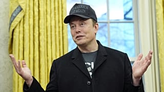 Elon Musk, a Tesla főnöke az Ovális Irodában