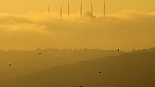 İstanbul yeni bir güne yoğun sis eşliğinde uyanıyor, 2 Haziran 2024