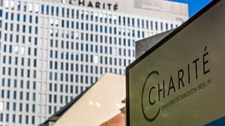 Außenansicht des Krankenhauses Charite in Berlin, Deutschland, Donnerstag, 3. September 2020.