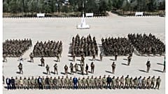 من عرض استقبال عسكري في المرحلة الجديدة بعد سقوط نظام الأسد.