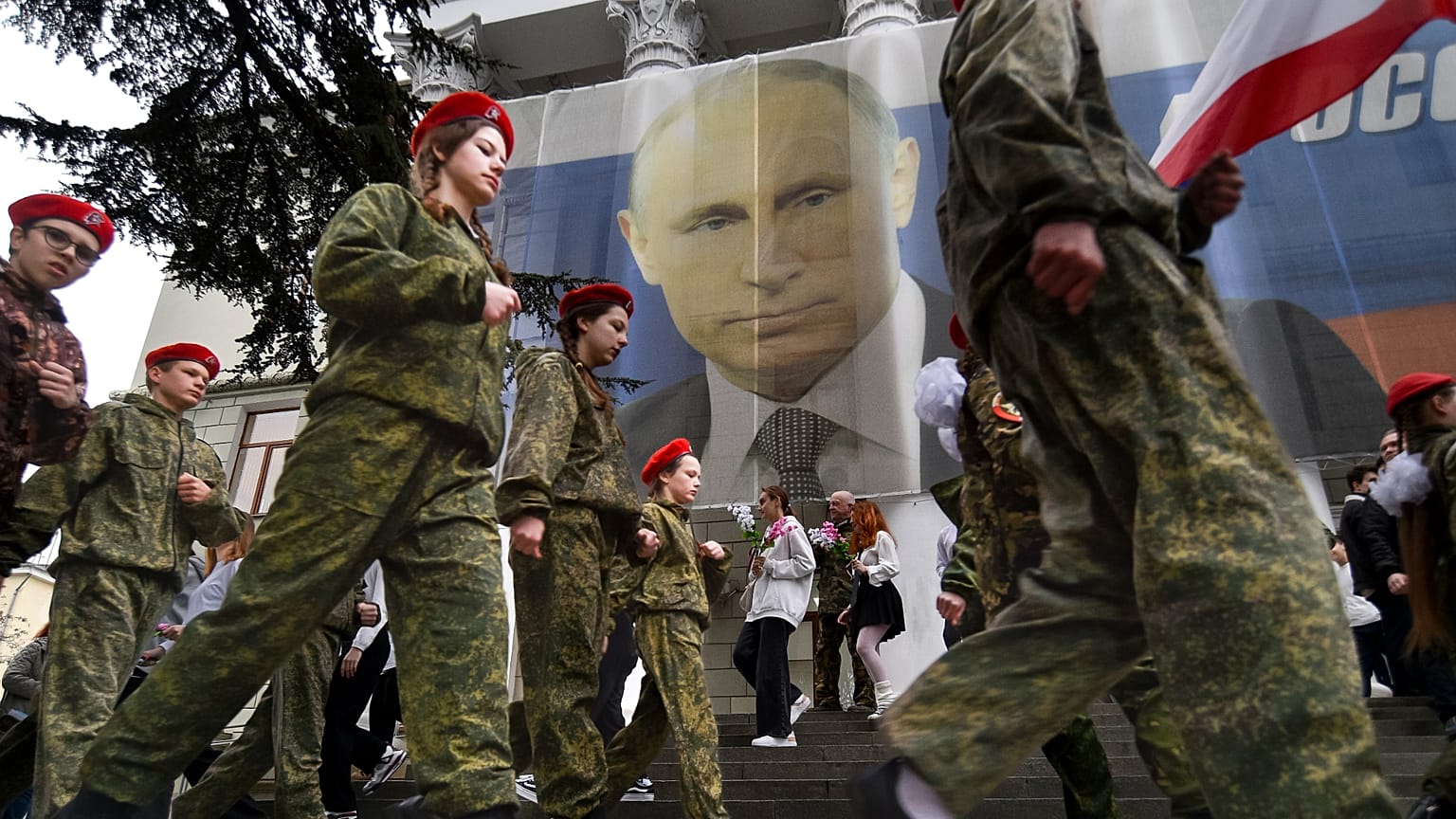 Youths mark the ninth anniversary of the annexation of Crimea from Ukraine in Yalta, 17 March, 2023