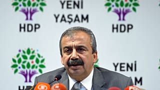 Halkların Özgürlük ve Demokrasi Partisi (DEM Parti) İmralı Heyeti üyesi ve Türkiye Büyük Millet Meclisi (TBMM) Başkanvekili Sırrı Süreyya Önder.