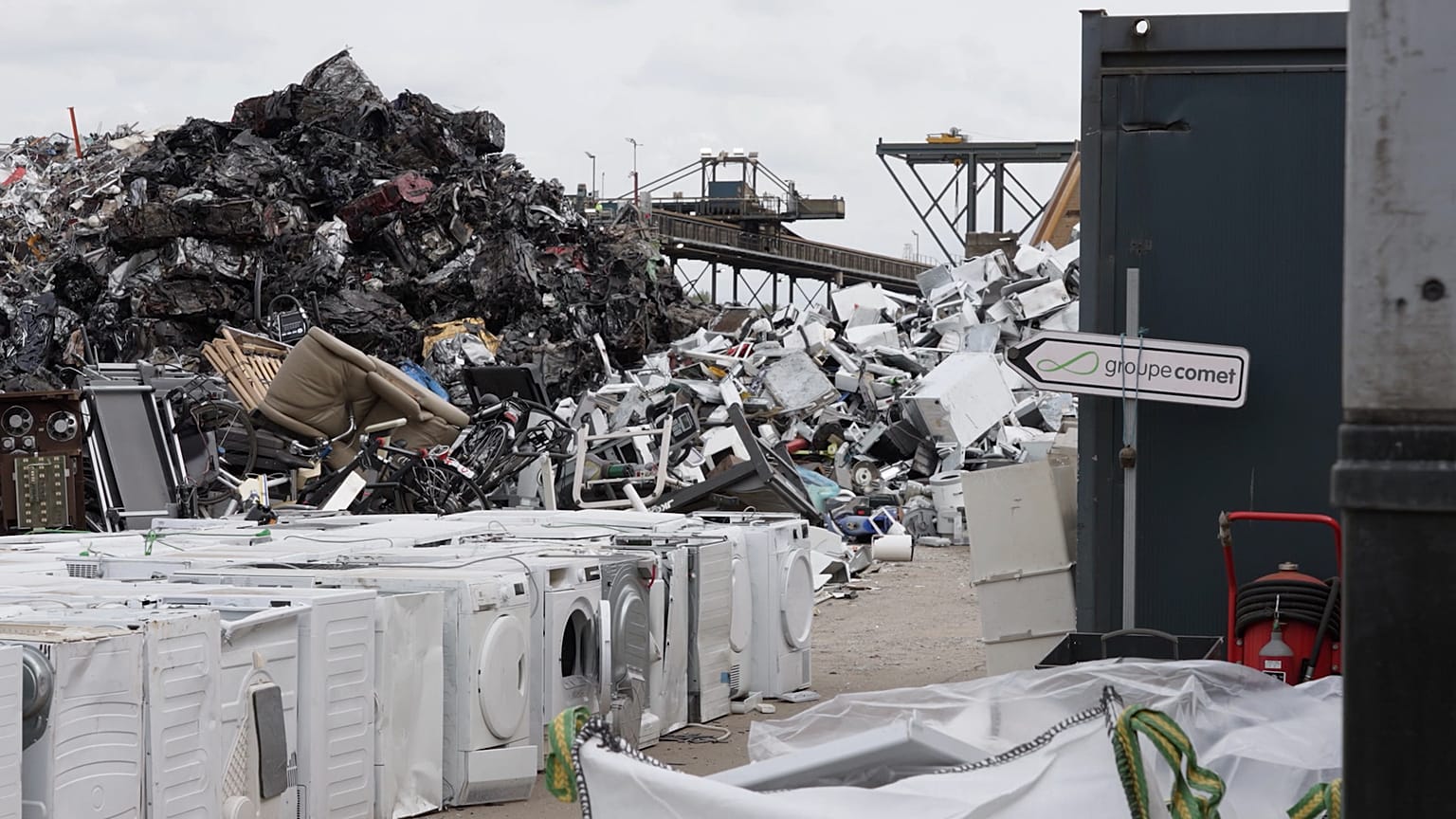 La UE quiere "acertar en los aspectos económicos" para cerrar el ciclo del reciclaje