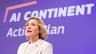 Il Commissario europeo per le tecnologie dell'informazione alla presentazione del Piano d'azione per l'intelligenza artificiale nel continente.