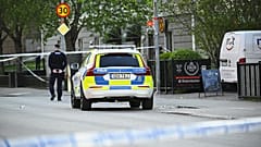 L'area dove è avvenuto l'attacco a Uppsala, in Svezia, è stata recintata dalla polizia