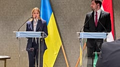 Magyar-ukrán találkozó a Párizsi udvarban