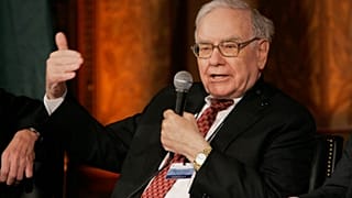 Investor Warren Buffet participates in the Treasury Conference on U.S. Capital Markets Competitiveness, Tuesday, March 13, 2007, at Georgetown University in Washington. (AP Ph