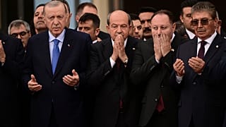 Ρετζέπ Ταγίπ Ερντογάν και Ερσίν Τατάρ