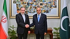 دیدار عباس عراقچی با همتای پاکستانی خود