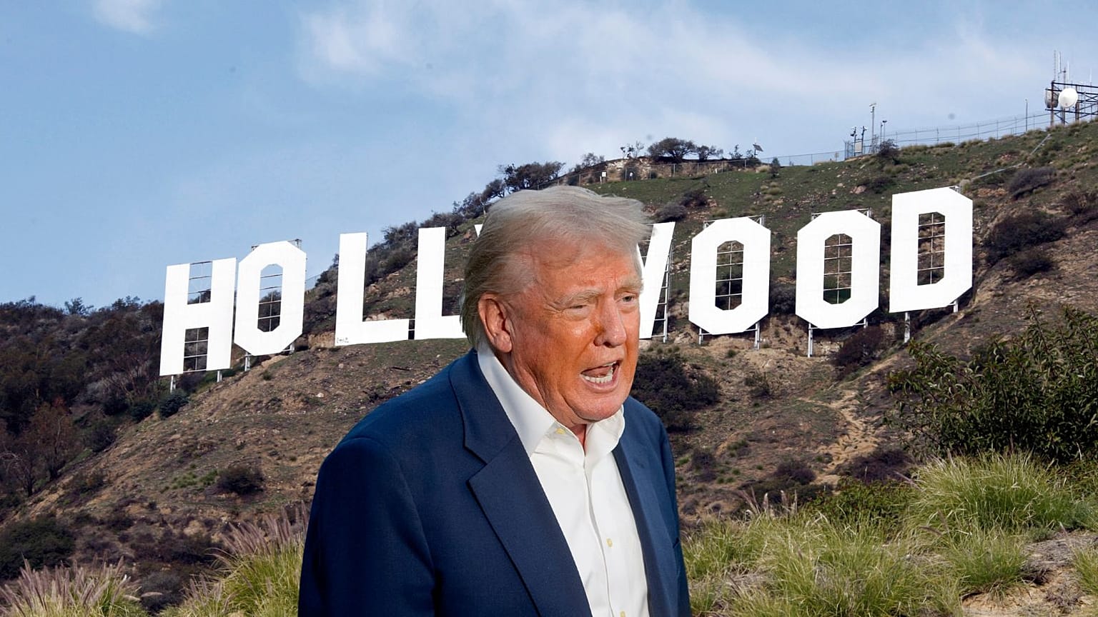 Donald Trump con el cartel de Hollywood de fondo
