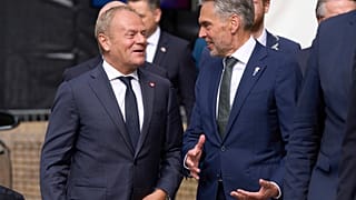 Donald Tusk und der niederländische Premierminister Dick Schoof