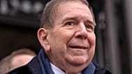 Edmundo González se dirige a un grupo de simpatizantes el lunes 6 de enero de 2025 en Washington.