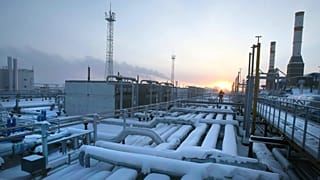 A view of the Yuzhno Russkoye natural gas field facility in Siberia, 18 December, 2007