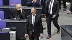 Friedrich Merz a Bundestag plenáris ülésén