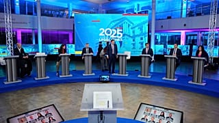 Debate con los líderes de los partidos parlamentarios en televisión
