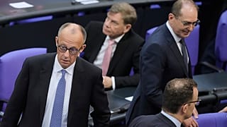 Friedrich Merz verfehlt in einem historischen ersten Wahlgang die Bundestagsmehrheit für die Wahl des nächsten Bundeskanzlers. 6. Mai 2025.